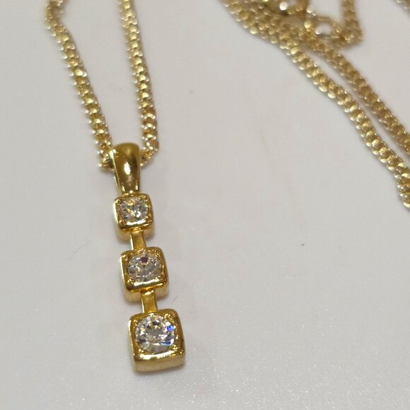 Beautiful Gold Finish Graduated Three Stone Pendant on Gold Finish Chain - Picture 12 of 16
